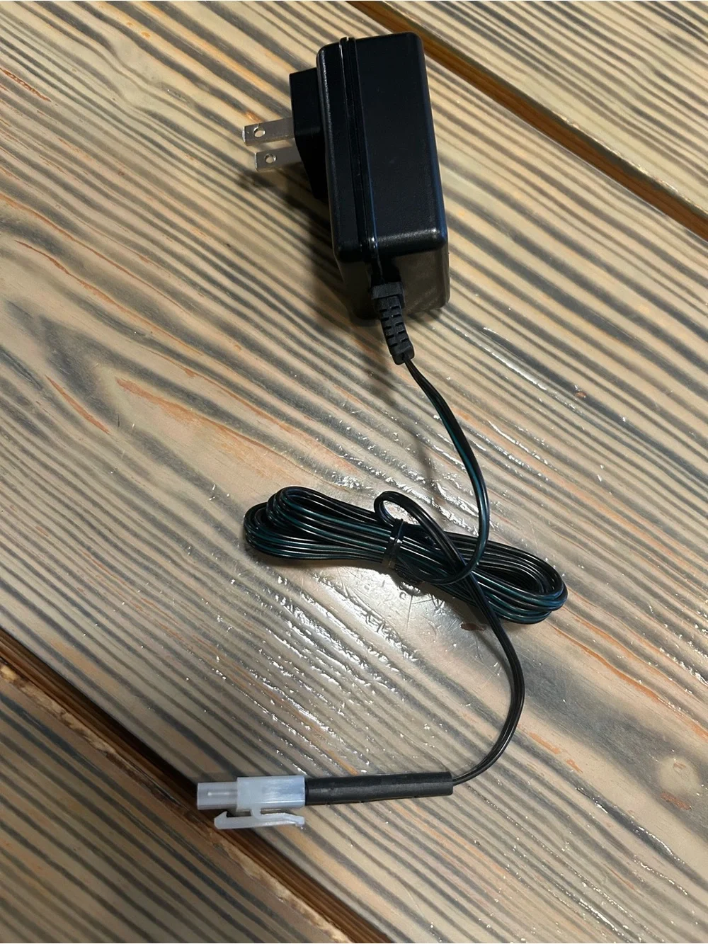 9.6V Black Battery Charger for Video Game Accessories